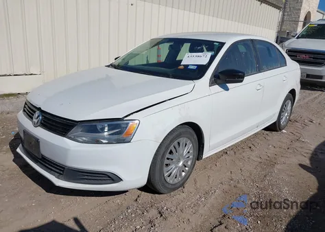 2013 Volkswagen Jetta 2.0L S z USA, uszkodzony, nr VIN 3VW2K7AJ7DM290109